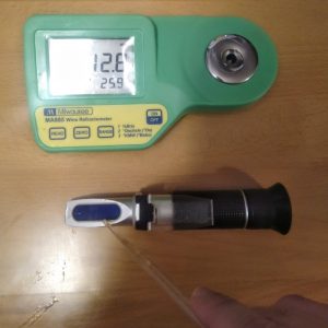 http://www.braucampus.at/site/wp-content/uploads/2021/09/refractometer_measure-300x300.jpg